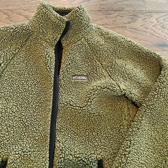 (Columbia) Jacket - Picture 3 of 6